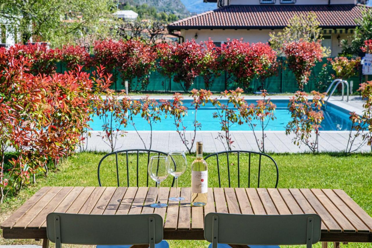 Silvia Lenno House - The House Of Travelers Apartman Kültér fotó