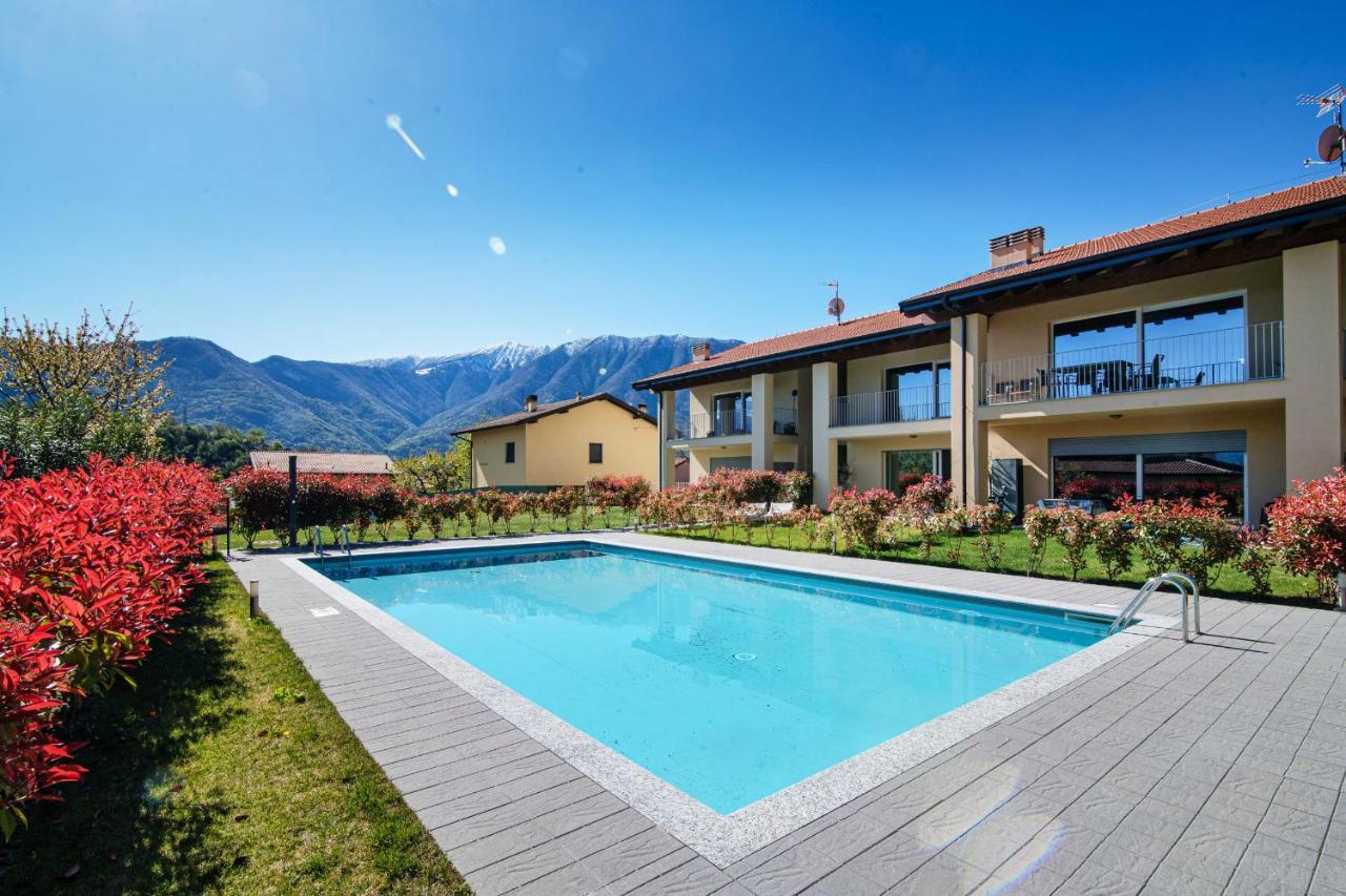 Silvia Lenno House - The House Of Travelers Apartman Kültér fotó